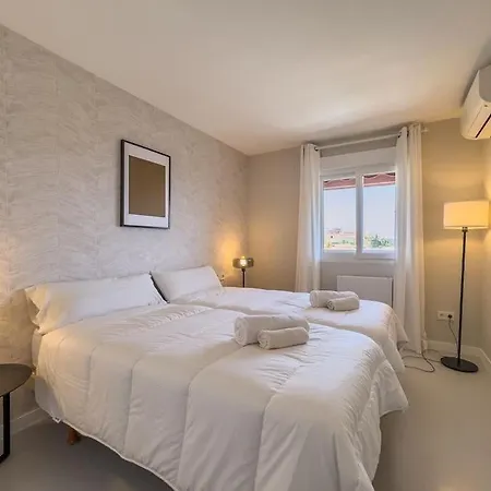 Parque 16c Magnificent 4 Bedroom Apartm