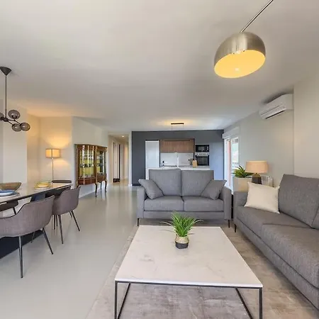 Parque 16c Magnificent 4 Bedroom Apartm