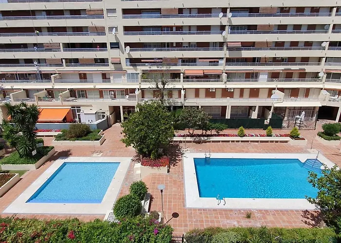 Appartamento Parque 1-6c Magnificent 4 Bedrooms With Parking Marbella