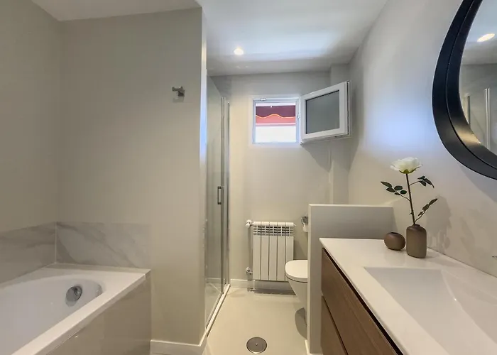 Appartamento Parque 1-6c Magnificent 4 Bedrooms With Parking *
